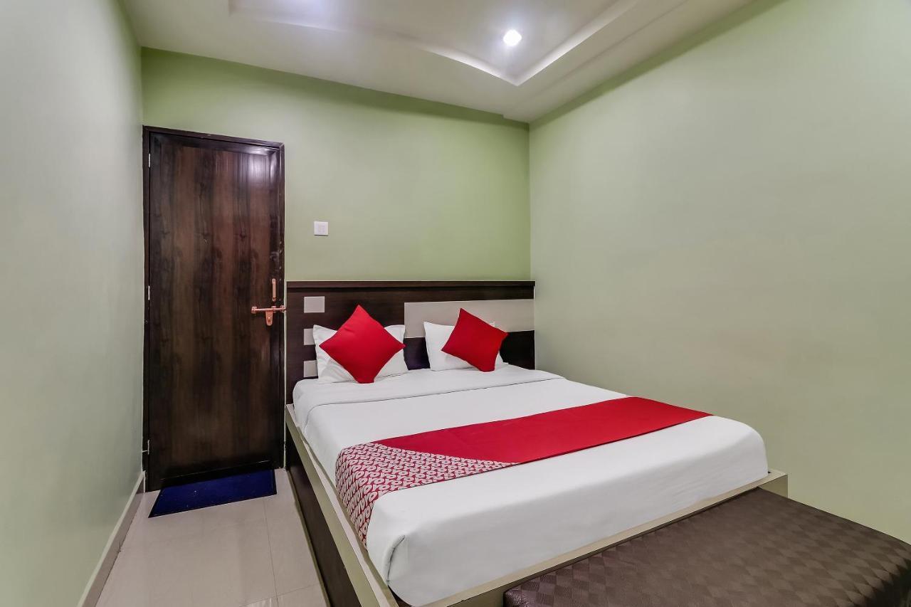 Super Hotel O Royal Raj Nandgaon Bagian luar foto