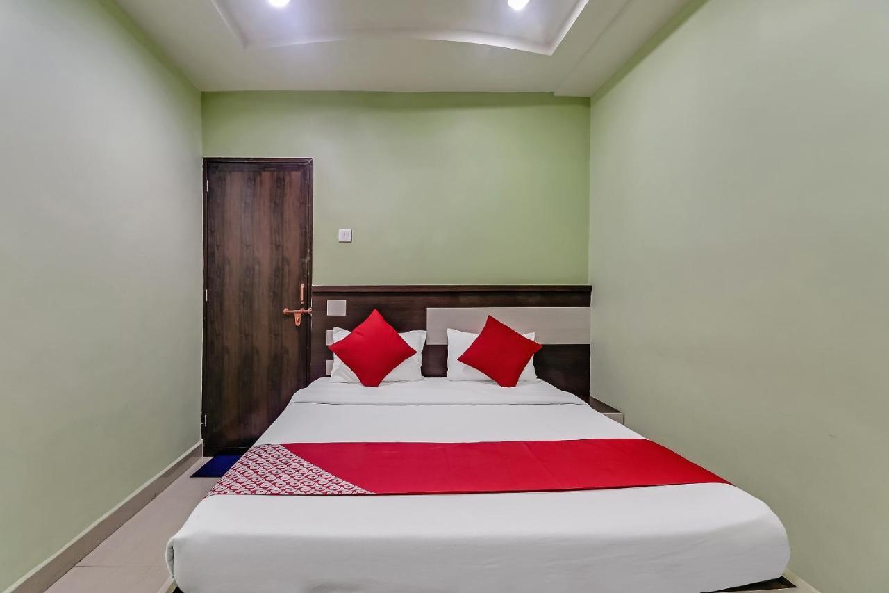 Super Hotel O Royal Raj Nandgaon Bagian luar foto