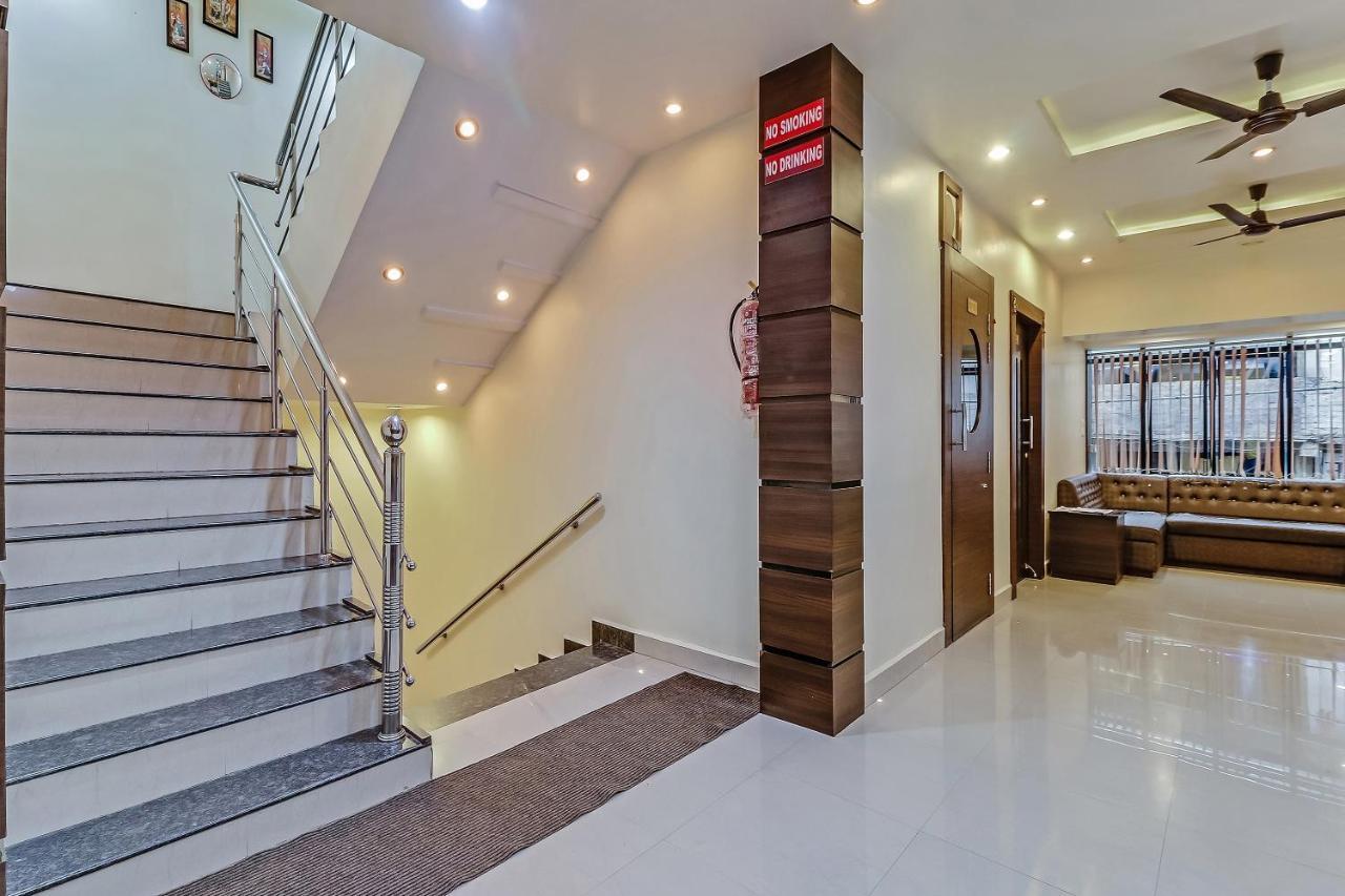 Super Hotel O Royal Raj Nandgaon Bagian luar foto